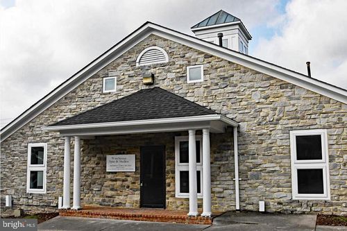 2055 Valley Ave, Winchester, VA, 22601-2751 | Card Image