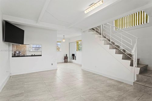 apt-21-1220 Sw 5th St, Miami, FL, 33135-4041 | Card Image