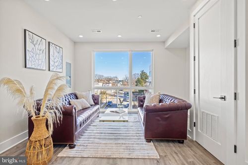 unit-302-824 18th St Ne, WASHINGTON, DC, 20002-8144 | Card Image