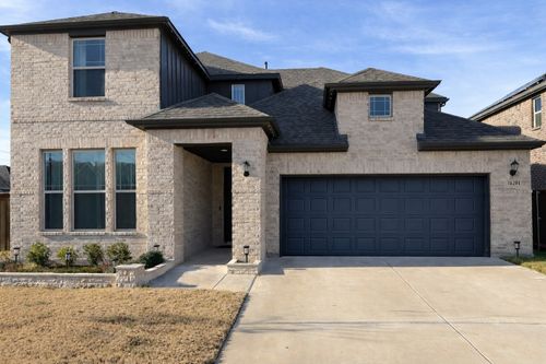 10201 Fulgham Dr, Fort Worth, TX, 76131-1777 | Card Image