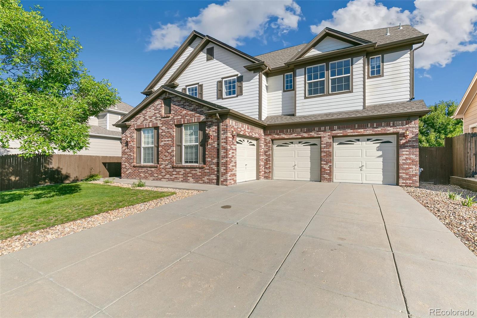 1421 Colebrook Court, For Sale in Castle Rock Zoocasa