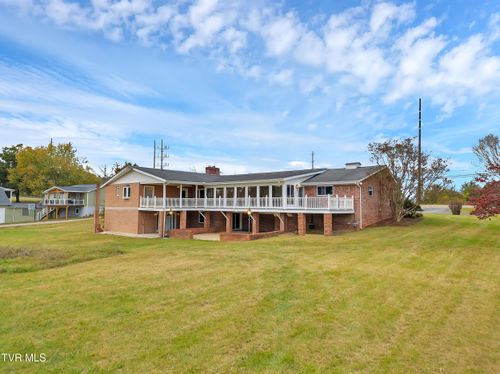 1620 Erwin Hwy, Greeneville, TN, 37745-3615 | Card Image