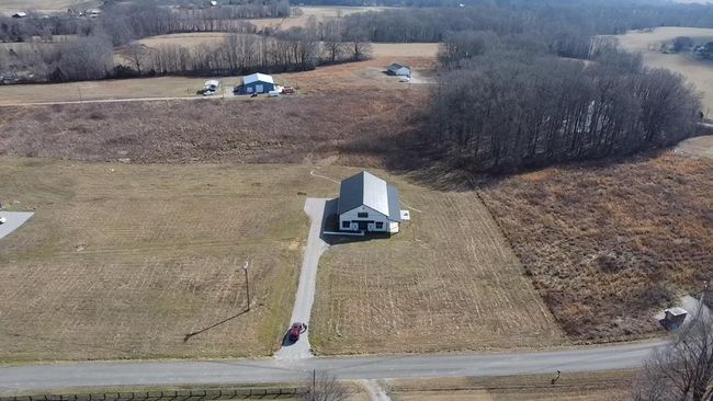 1807 Three Island Rd, Home with 3 bedrooms, 3 bathrooms and 5 parking in Walling TN | Image 58