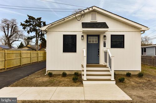 205 W Atlantic Ave, Villas, NJ, 08251-2714 | Card Image