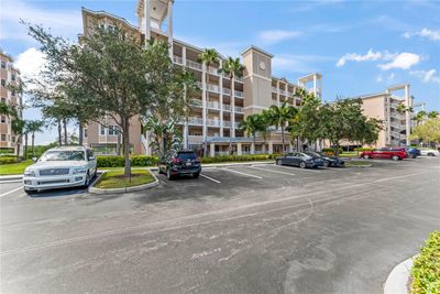 305 - 7070 Key Haven Road, Condo with 2 bedrooms, 2 bathrooms and null parking in Seminole FL | Image 3