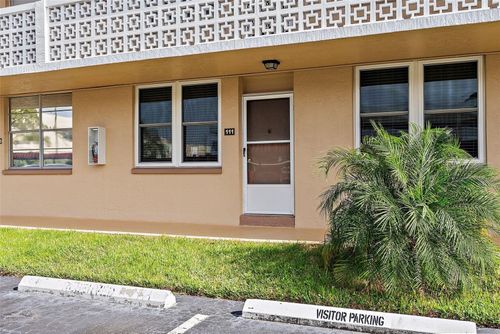apt-111-5095 Bay St Ne, ST PETERSBURG, FL, 33703-4070 | Card Image