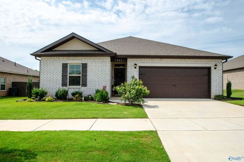 7003 Straightway Ct Nw, Huntsville, AL, 35806-3110 | Card Image
