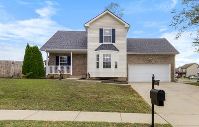 1425 Cedar Springs Cir, House other with 3 bedrooms, 2 bathrooms and 2 parking in Clarksville TN | Image 2