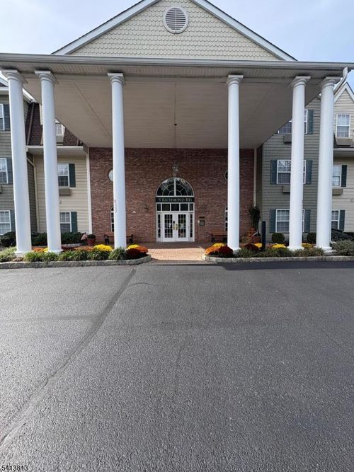 415-5415 Richmond Rd, West Milford, NJ, 07480-1939 | Card Image