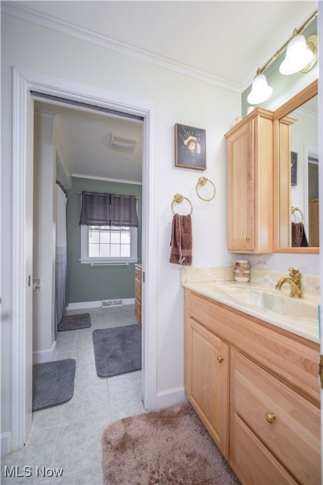 5308 Calla Ave Nw, House other with 3 bedrooms, 3 bathrooms and null parking in Warren OH | Image 20