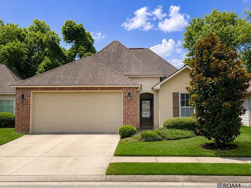8062 Antebellum Ave, Baton Rouge, LA, 70820-5302 | Card Image