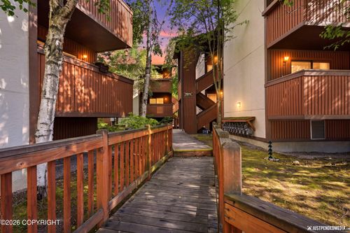 16b-7371 Huntsmen Cir, Anchorage, AK, 99518-2751 | Card Image