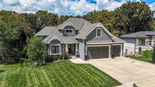 816 Foxglove Ln, Kearney, MO, 64060-7807 | Card Image