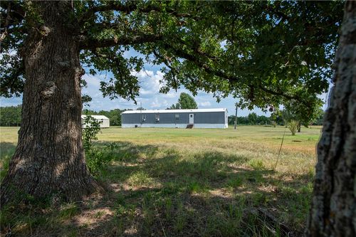 9142 Panther Creek Rd, Iola, TX, 77861-4458 | Card Image