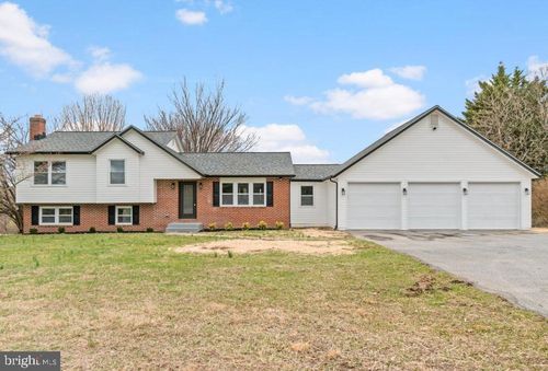 3174 Cardinal Dr, WESTMINSTER, MD, 21157-7704 | Card Image