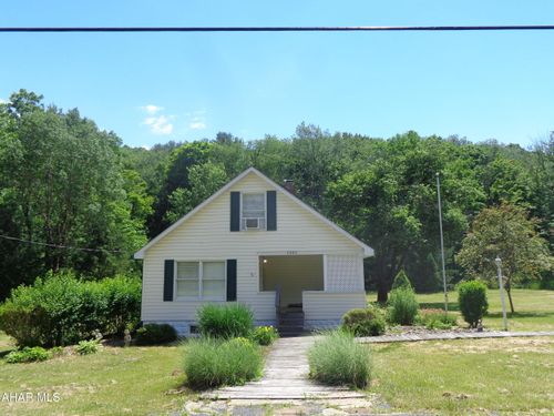1305 Dry Run Rd, Duncansville, PA, 16635-4020 | Card Image