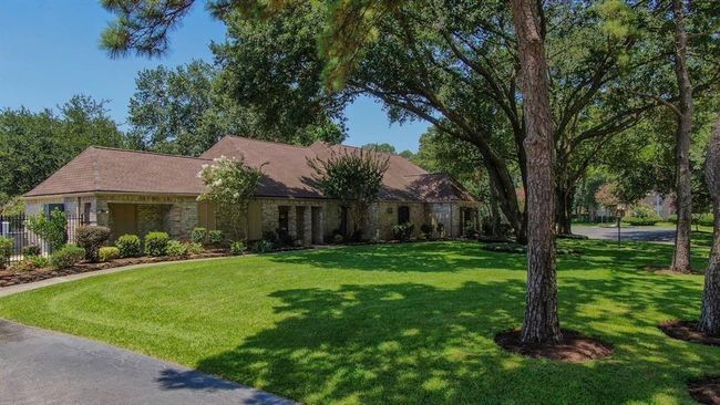 Clubhouse is available for private rentals. Offers a full kitchen, variety of tables, cushion chairs, and a covered patio with lights/fans to tolerate the Texas heat. Neighborhood library, picnic areas and amenities are all steps away. | Image 50