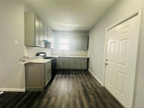 apt-1-8 Morgan Ave, Poughkeepsie, NY, 12601-2769 | Card Image