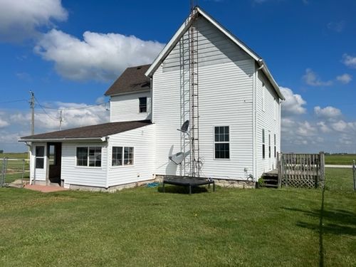 1695 E State Route 116, Kempton, IL, 60946-4037 | Card Image