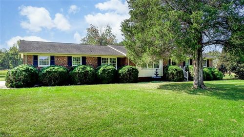 7115 Rockledge Rd, Gibsonville, NC, 27249-8767 | Card Image