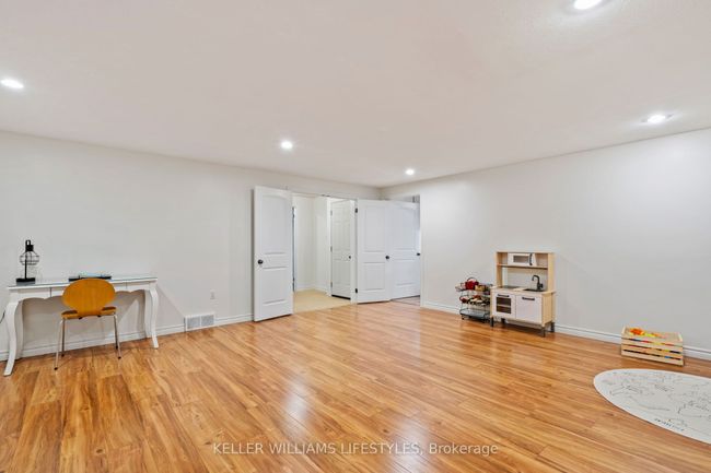 8 Dogwood Trail, House other with 5 bedrooms, 4 bathrooms and 4 parking in Ilderton ON | Image 41