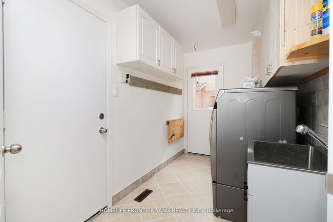 8 Wigston Crt, House other with 5 bedrooms, 3 bathrooms and 4 parking in Whitby ON | Image 22