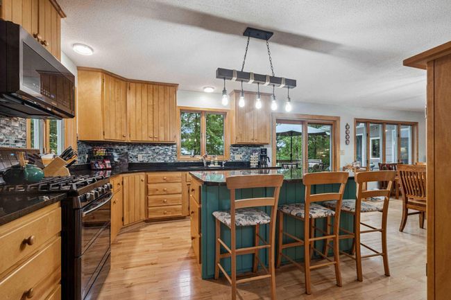 maple cabinets w granite | Image 7