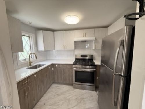 632 Cora Pl, Rahway, NJ, 07065-3726 | Card Image