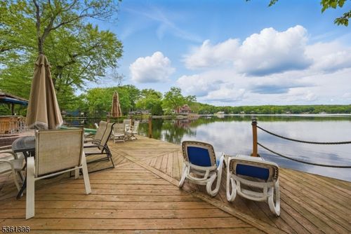 110 E Shawnee Trl, Wharton, NJ, 07885-2920 | Card Image