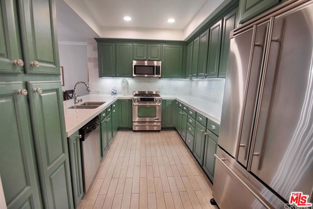 Residential Lease in Los Angeles