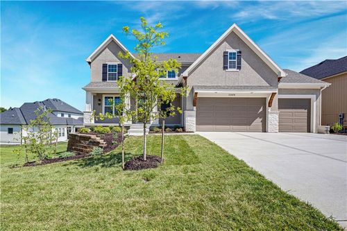 22076 W 99th Ter, Lenexa, KS, 66220 | Card Image