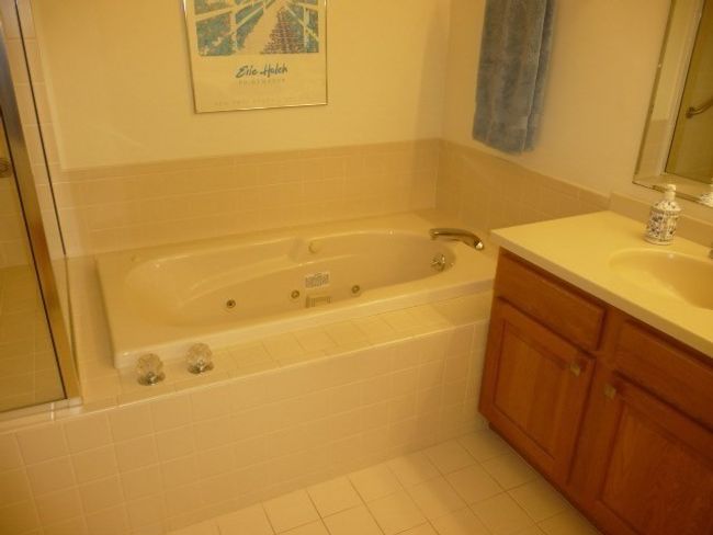 UNIT-94 - 7 Wainwright Rd, Condo with 3 bedrooms, 3 bathrooms and 2 parking in Winchester MA | Image 18