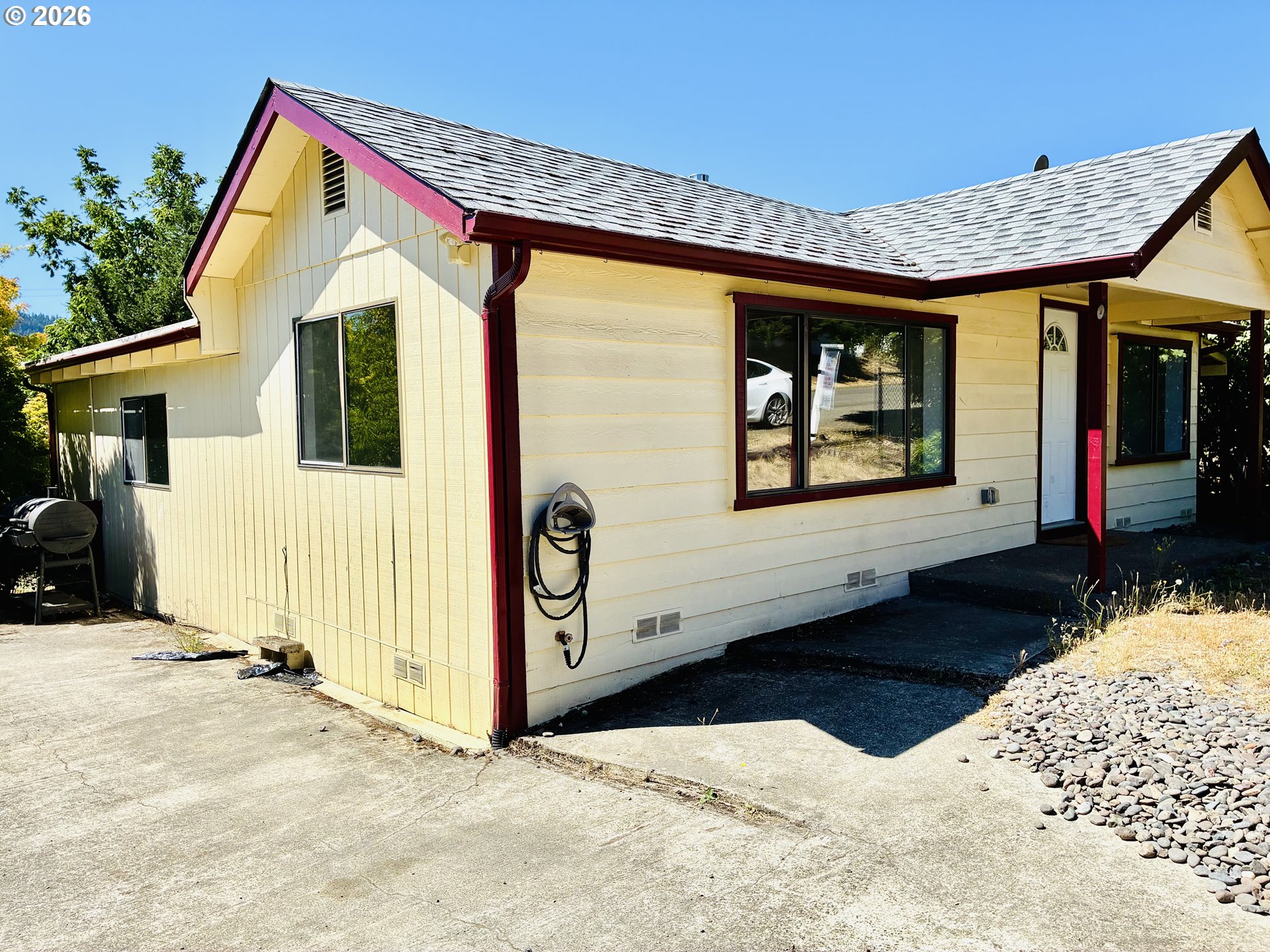 Residential in Sutherlin