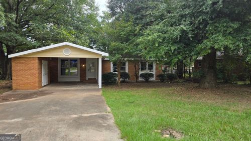 109 Meadowcliff Cir, Warner Robins, GA, 31093-3048 | Card Image