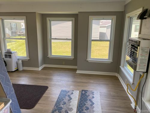 16106 Landcaster Way, Holly Township, MI, 48442 | Card Image