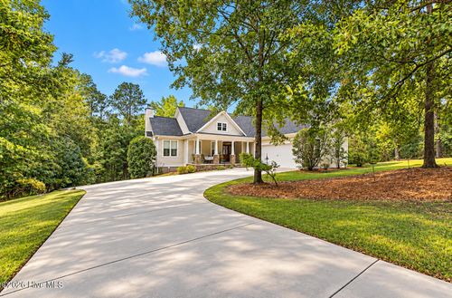 65 Whispering Woods Dr, North Augusta, SC, 29860-8928 | Card Image
