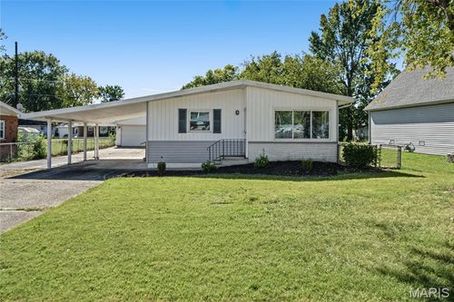 2614 Pine St, Granite City, IL, 62040-2965 | Card Image