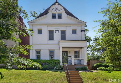 3944 Russell Blvd, Saint Louis, MO, 63110-3710 | Card Image