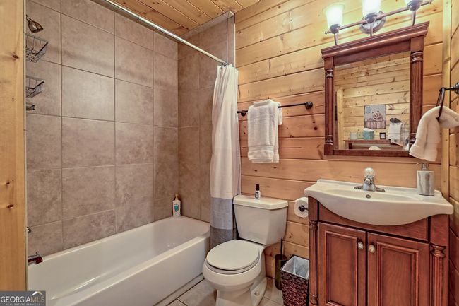 672 Screamer Dr, House other with 3 bedrooms, 3 bathrooms and null parking in Clayton GA | Image 55