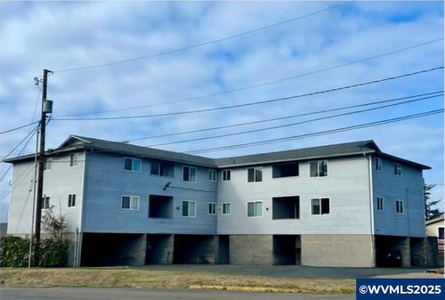 166 Ne 8th St, Newport, OR, 97365-3112 | Card Image