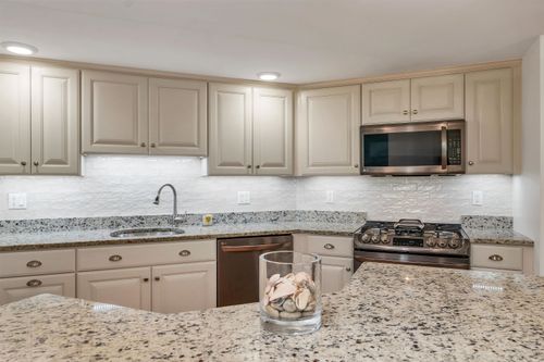 apt-715-7 Sterling Hill Ln, Exeter, NH, 03833-4914 | Card Image