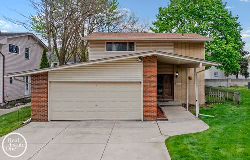 20004 Parkside Street, St Clair Shores, MI, 48080 | Card Image