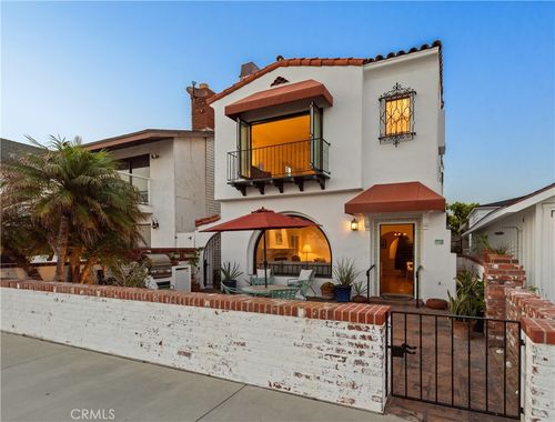 1305 E Balboa Blvd, Newport Beach, CA, 92661-1421 | Card Image