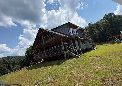 440 Remington Ridge Rd, Camden, WV, 26338-8326 | Card Image