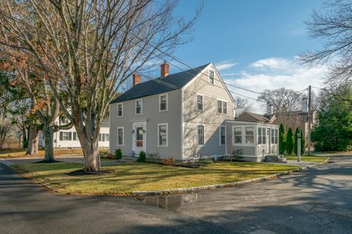 7 Elm Street, Kennebunkport, ME, 04046 | Card Image