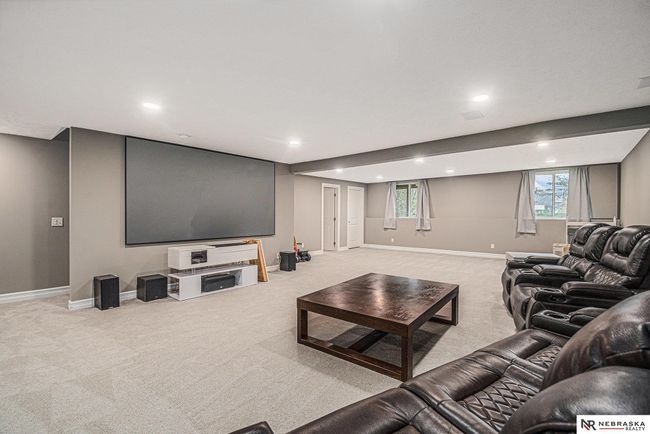 18514 Olive Cir, House other with 4 bedrooms, 4 bathrooms and 3 parking in Omaha NE | Image 31