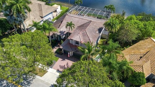 2015 Nw 140th Ave, Pembroke Pines, FL, 33028-2848 | Card Image