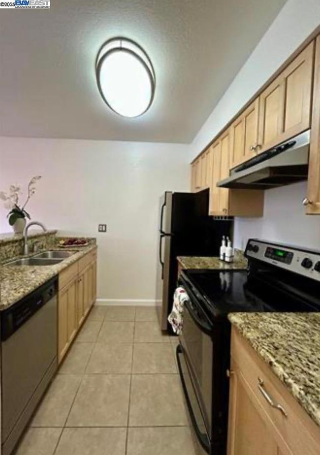 APT-321 - 466 Crescent St, Condo with 1 bedrooms, 1 bathrooms and 1 parking in Oakland CA | Image 7