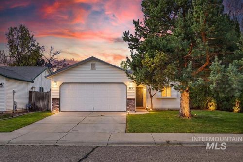 413 W White Way, Kuna, ID, 83634-2999 | Card Image