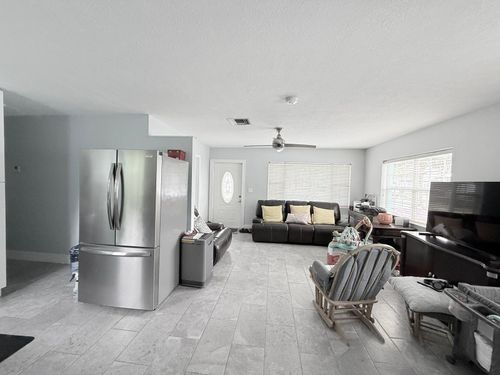 320 W 29th St, Riviera Beach, FL, 33404-3706 | Card Image